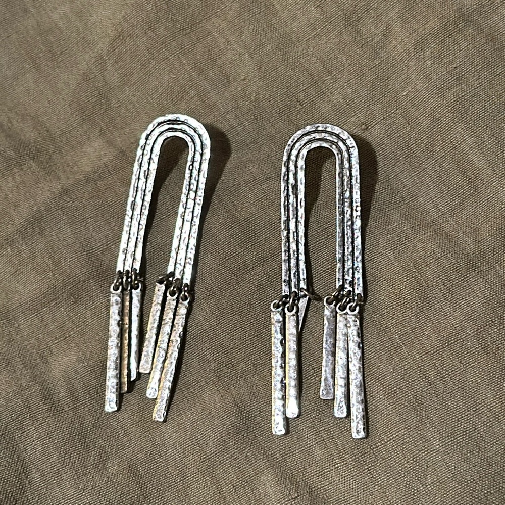 2 Bandit earrings